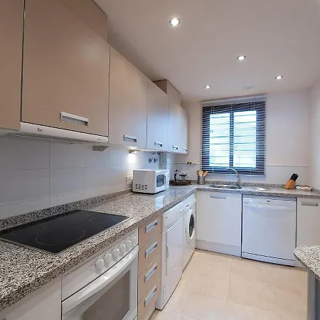 Breathtaken 2 Bedrooms By Interhome Apartment